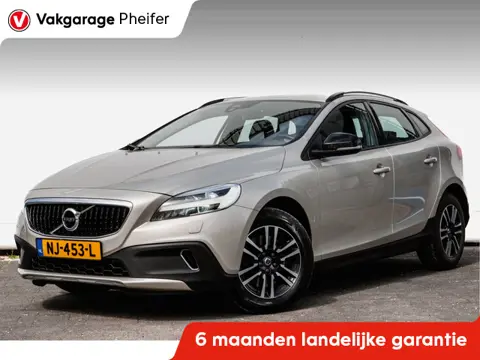 Volvo V40 Cross Country 2.0 D2 Nordic+ Trekhaak/ Stoelverwarming/ Standkachel/ Full map navigatie/ C