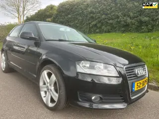 Audi A3 1.9 TDI Attraction Pro Line - Clima - Cruise - Navi - Lichtmetalen velgen