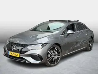 Mercedes-Benz EQE 300 Luxury Line | Panoramadak | AIRMATIC Luchtvering | DISTRONIC Afstandsassistent