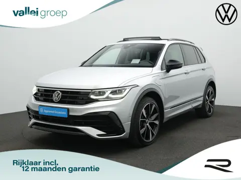 Volkswagen Tiguan 1.4 TSI eHybrid 245 pk R-Line | Panoramadak | Trekhaak | Discover Pro | Adaptief o