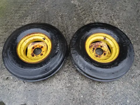 Continental 7.00 R12