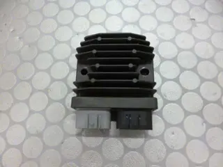Regulator rectifier  Triumph Speed Triple 1050 2011 - 2012