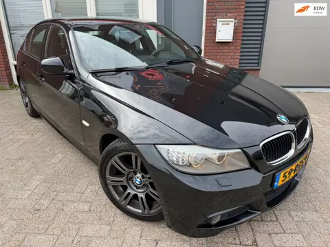 BMW 3-serie 320i M Sport Edition / Navi / PDC / NAP / Clima / Cruise / 17 inch