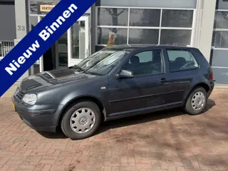 Volkswagen Golf 1.6 Airco,Trekhaak,Cv,Cruise Nu 1499,-