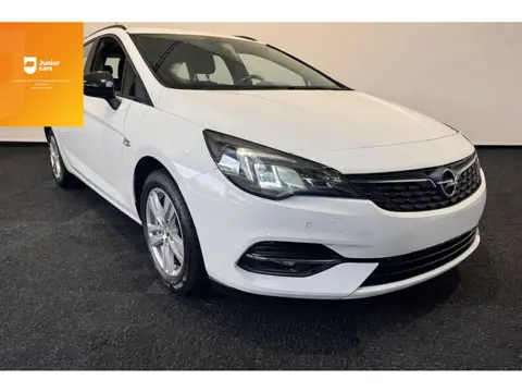 Opel Astra Sports Tourer 1.2 Edition Export only