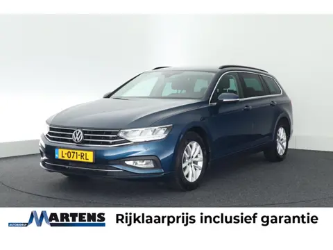 Volkswagen Passat Variant 1.5 TSI 150pk DSG Business Trekhaak Navigatie Adaptive Cruise