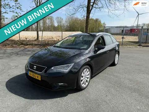 Seat Leon ST 1.6 TDI Style Business Ecomotive NETTE AUTO RIJDT EN SCHAKELT GOED