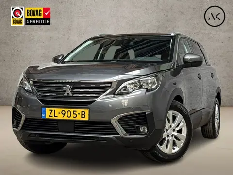 Peugeot 5008 1.2 PureTech Sport 7 Persoons Automaat (APPLE CARPLAY, BRUIN LEDER, 360 CAMERA, ADAPTIV