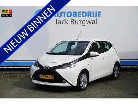 Toyota Aygo 1.0 VVT-i x-cite Camera | Navi | Airco *All in prijs*