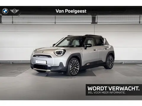 MINI Aceman E Favoured M 42.5 kWh | 19 Eternal Spoke 2-tone | Opruimingsvoordeel
