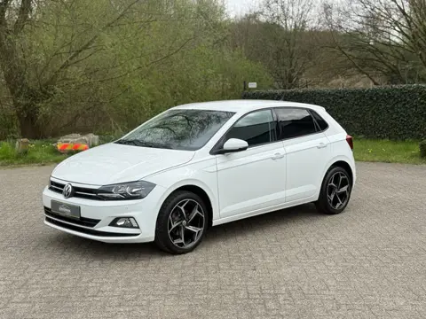 Volkswagen Polo 1.0 High Line R-LINE VELGEN I CARPLAY I PDC I CRUISE I AIRCO