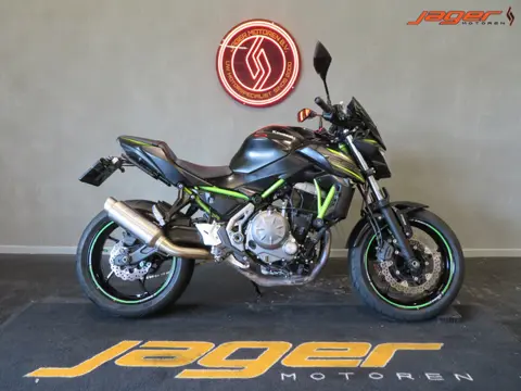 Kawasaki Z 650 BLACK EDITION HISTORIE TOP! (bj 2018)