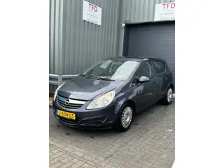 Opel Corsa 1.2-16V Essentia