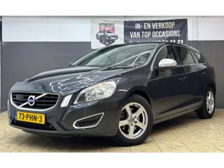 Volvo V60 1.6 T4 Momentum / BOM VOL/2DE Eigenaar/Dealer O.H