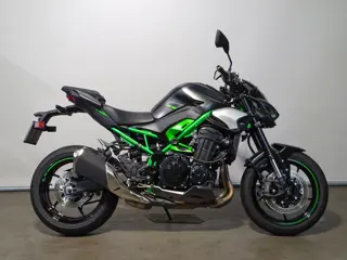 Kawasaki Z 900 (bj 2025)