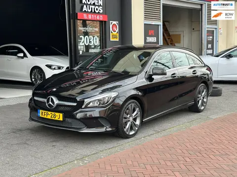 Mercedes-Benz CLA-klasse Shooting Brake 180 Prestige Automaat Leer Navi