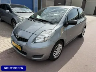 Toyota Yaris 1.3 VVTi Cool bj. dec-2010 176.248km Dealer onderhouden Leuke en goede auto van de 2e e