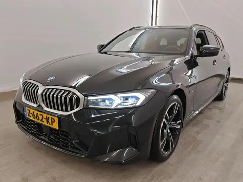 BMW 3 Serie Touring 330e M-Sport Laser Leer-Vernasca Harman-Kardon Elekt.-Trekhaak Adaptive-Cruise