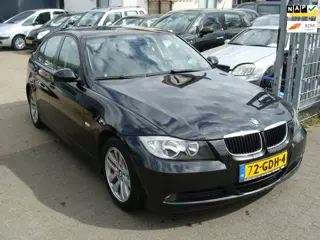 BMW 3-serie 320i Business Line autom airco navi nap apk
