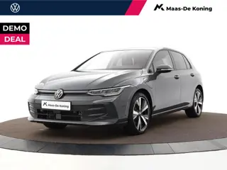 Volkswagen Golf 1.5 eHybrid 204pk DSG Life Edition · Apple/Android Car Play · Camera · Stoel-&Stuurv