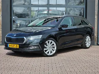 Škoda Octavia Combi 1.4 TSI iV PHEV Business Edition Plus | LED | Trekhaak | Stoelvewarming | Camera