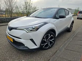 Toyota C-HR 1.8 Hybrid Bi-Tone Plus GARANTIE