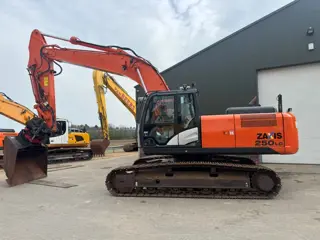 Hitachi ZX250-5B ROTO TILT GPS 8650 HR ! (bj 2015)