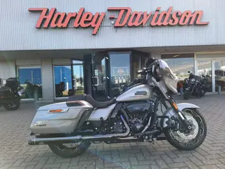 Harley-Davidson FLHXSE CVO Street Glide (bj 2023)