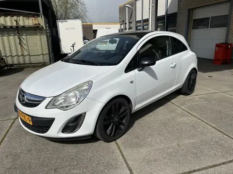 Opel Corsa 1.4-16V Color Edit. (bj 2011)