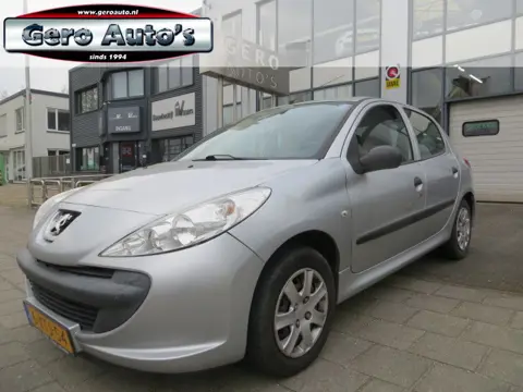 Peugeot 206+ 1.1 XR leuke 5 drs auto ! (bj 2011)