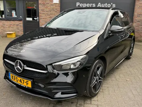 Mercedes-Benz B-Klasse 250 e Premium Plus PHEV AMG-Line Night Pakket Stoelverwarming