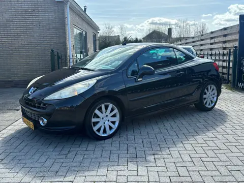 Peugeot 207 CC 1.6-16V T Sport | nieuwe apk | ziet er leuk uit rijd en schakelt goed | goedkoop cabr