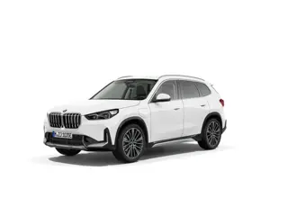 BMW X1 xDrive30e | 20" | Trekhaak | Actief zetel | 360 cam | Harman/kardon