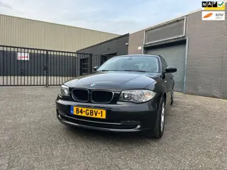 BMW 1-serie 116i Business Line Clima Cruise Navi Leer LM-Wielen APK NAP.