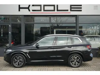 BMW X3 xDrive20i Business Edition Plus | M pakket | Pano | LASER
