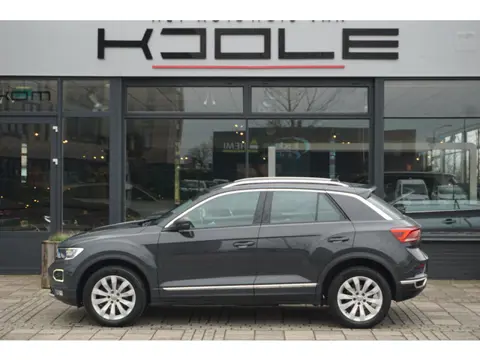 Volkswagen T-Roc 1.5 TSI Sport | ACC | digi cockpit | LED