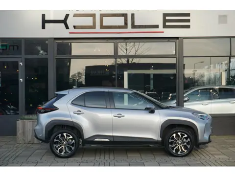 Toyota Yaris Cross 1.5 Hybrid 115 Style | Groot navi | Stuur+stoel verwarming