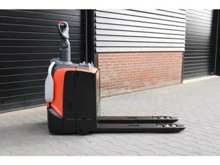 Toyota BT LPE200 meerij palletwagen elektrische (bj 2019)