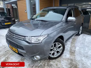 Mitsubishi Outlander 2.0 PHEV Instyle | Leder | Schuifdak | Trekhaak