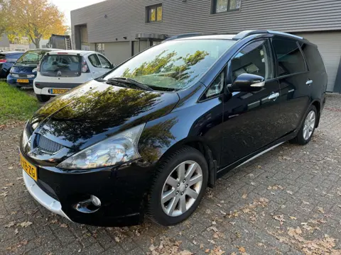 Mitsubishi Grandis 2.4-16V InSport