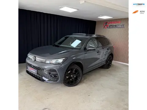 Volkswagen TIGUAN 1.5 eHybrid R-Line IQ+LED /sfeer/Massage/Headup/360/Harmankardon/Pano/ Vol