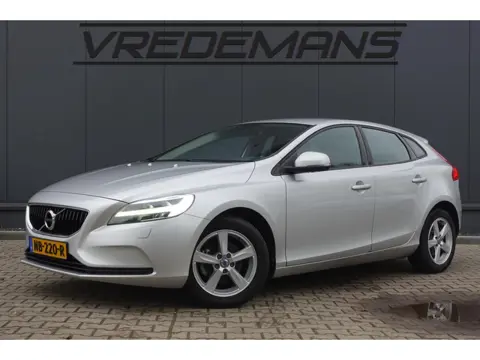 Volvo V40 2.0 D2 Kinetic /INCL BTW. / LED/NAVI