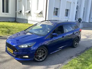 Ford FOCUS Wagon 2.0 ST-3 FACELIFT 251 PK, RECARO LEDER