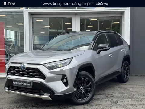 Toyota RAV4 2.5 Hybrid AWD Bi-Tone | Stuur/stoelverwarming | Verwarmde voorruit | Virtual Cockpit