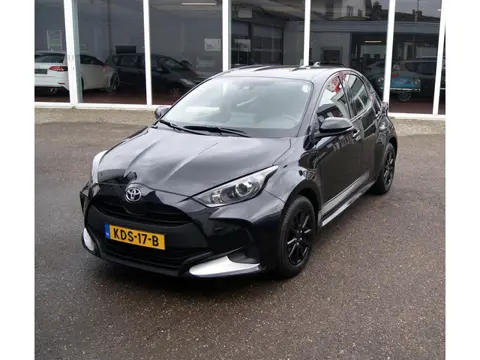 Toyota Yaris 1.0 VVT-i Active Airco,Cruise,Camera,carplay,RIJKLAARPRIJS!!