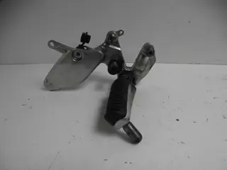 Main step holder right Yamaha YZF 1000 Thunderace 1995 - 2002