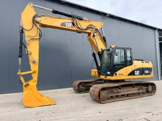 Cat 323DL VA (bj 2009)