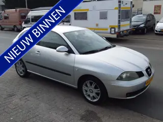 SEAT Ibiza 1.4-16V Signo (bj 2003, automaat)