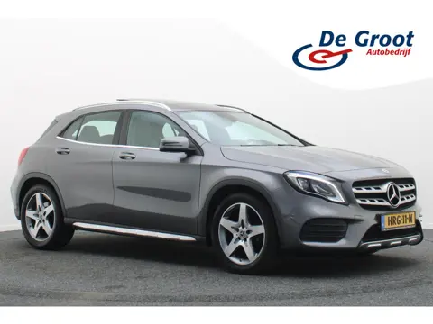 Mercedes-Benz GLA 200 Premium Plus AMG Panoramadak, Navigatie, Stoelverwarming, Cruise, 18"