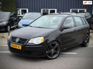 Volkswagen Polo 1.4-16V Turijn